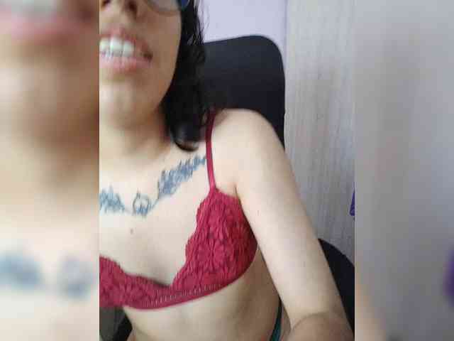 skinny333 webcam