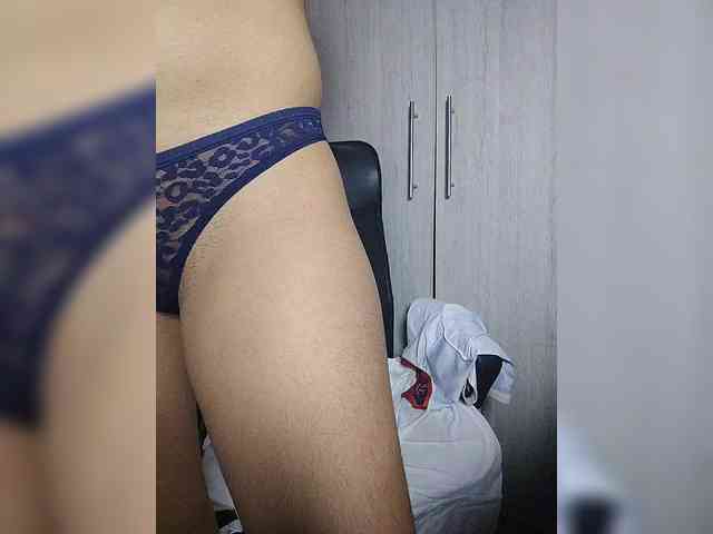 skinny333 webcam