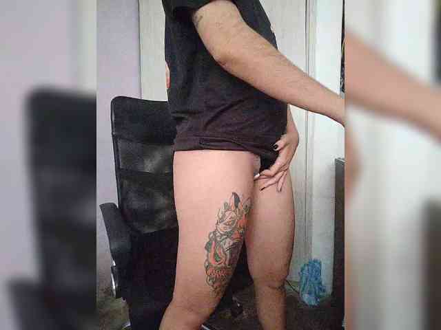 skinny333 webcam