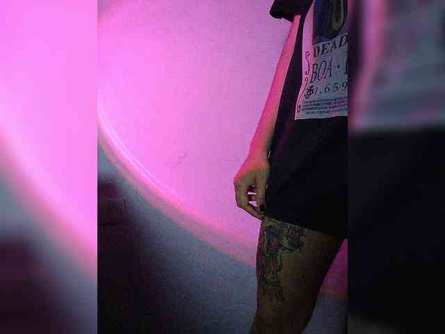 skinny333 webcam