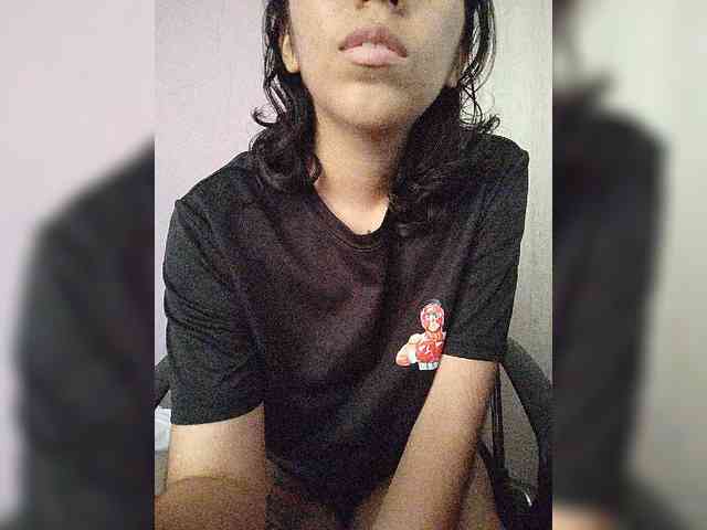 skinny333 webcam