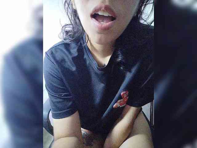 skinny333 webcam