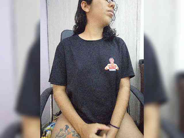 skinny333 webcam