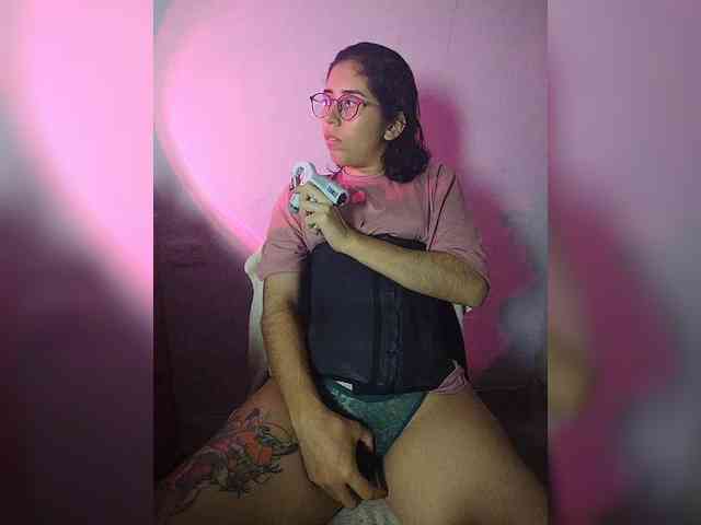 skinny333 webcam