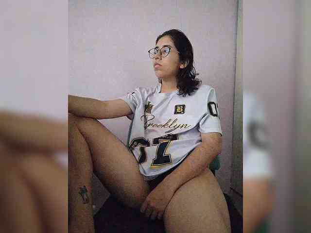 skinny333 webcam