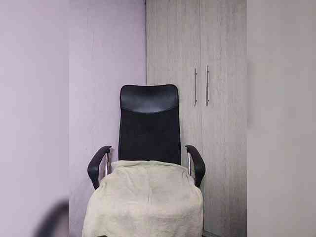 skinny333 webcam