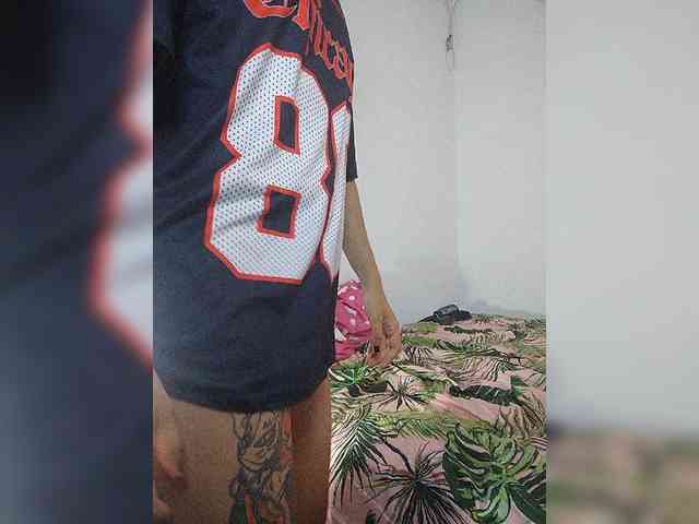 skinny333 webcam
