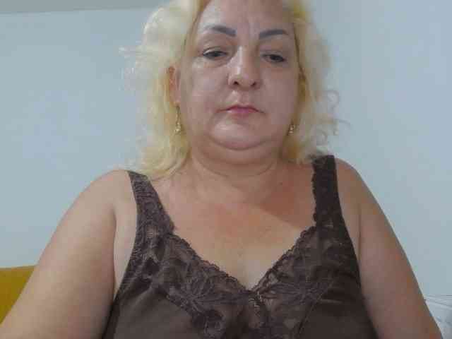Clarabbw49hot webcam