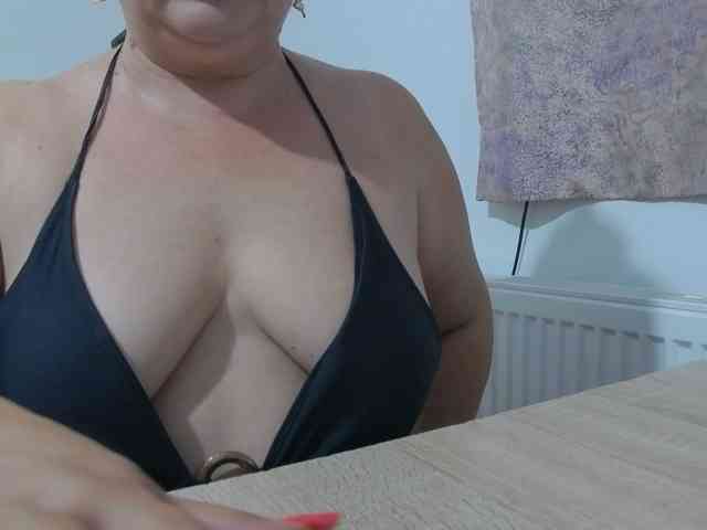 Clarabbw49hot webcam