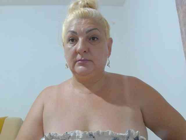 Clarabbw49hot