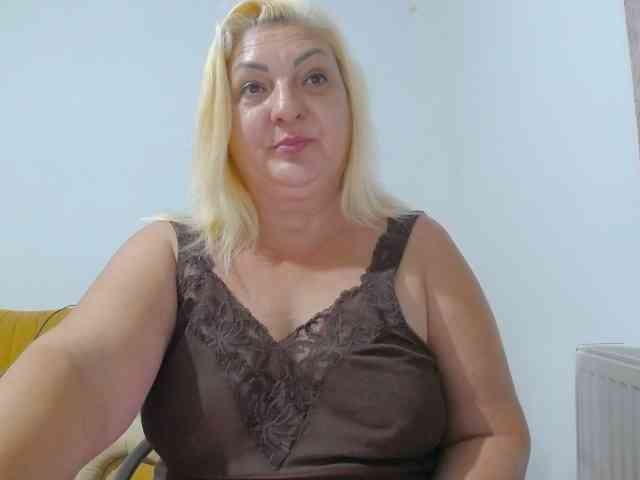 Clarabbw49hot webcam