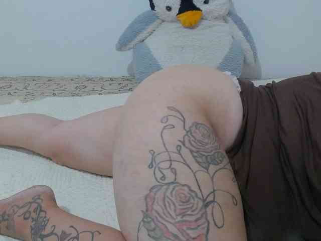Clarabbw49hot webcam