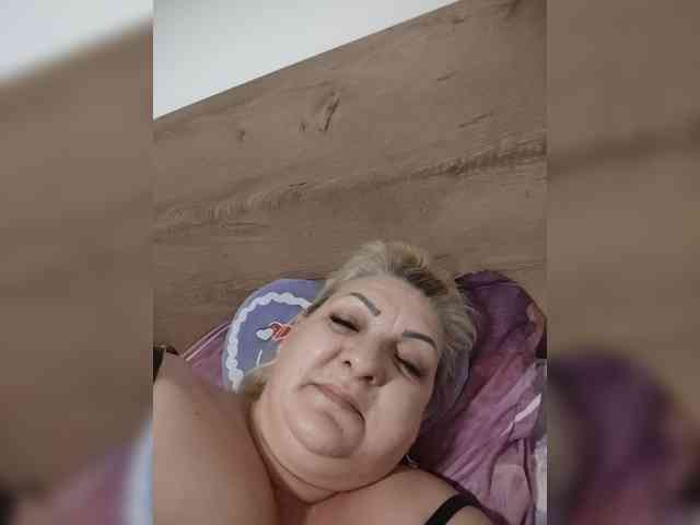 Clarabbw49hot webcam
