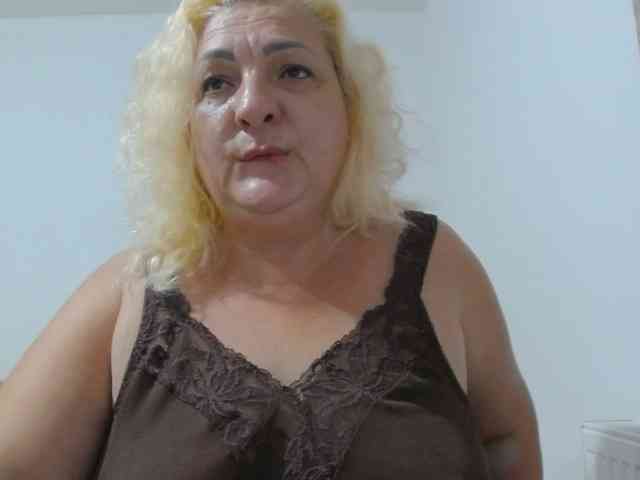 Modella: Clarabbw49hot