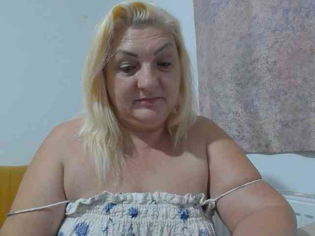 Modella: Clarabbw49hot