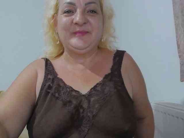 Clarabbw49hot webcam