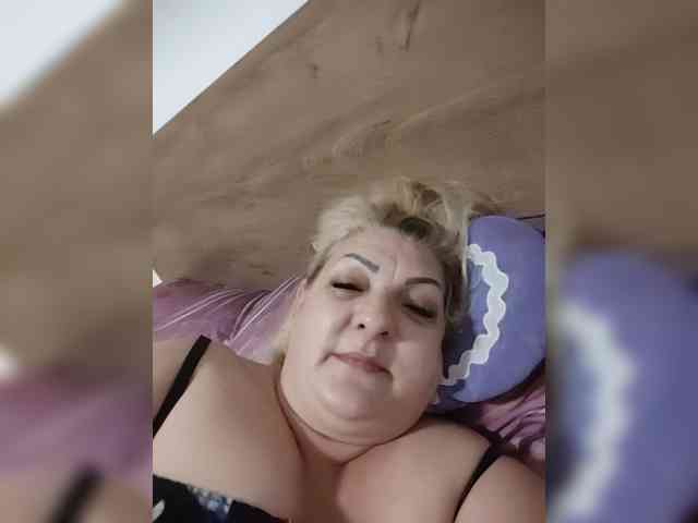 Clarabbw49hot webcam