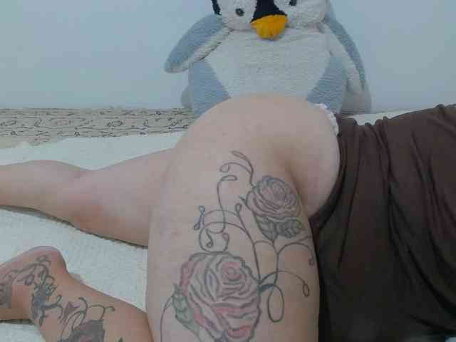 Clarabbw49hot webcam
