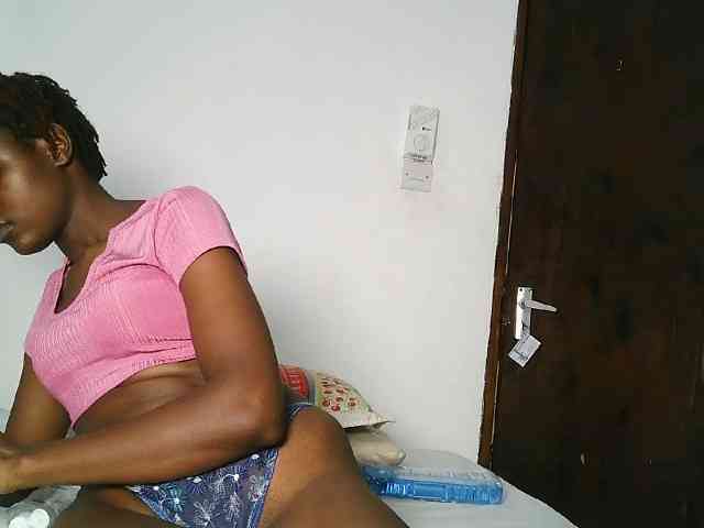 Issabela-Rozie webcam