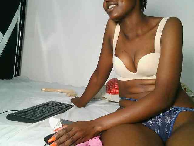Issabela-Rozie webcam
