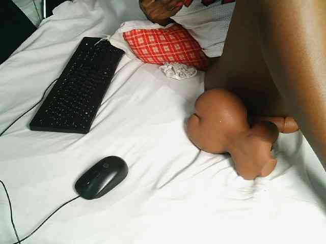 Issabela-Rozie webcam
