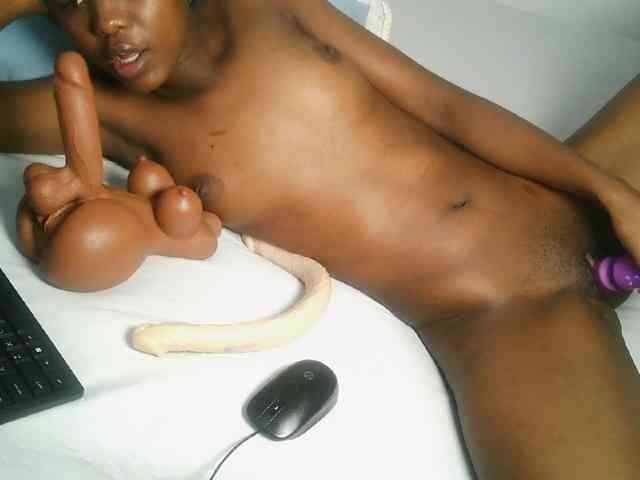 Issabela-Rozie webcam