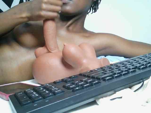 Issabela-Rozie webcam