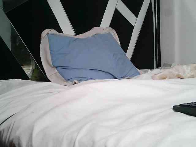 Issabela-Rozie webcam