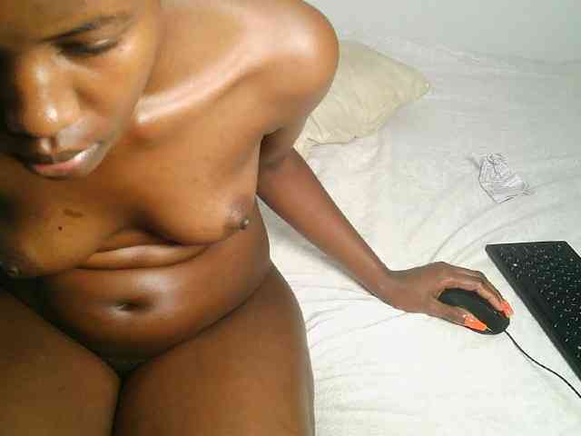 Issabela-Rozie webcam