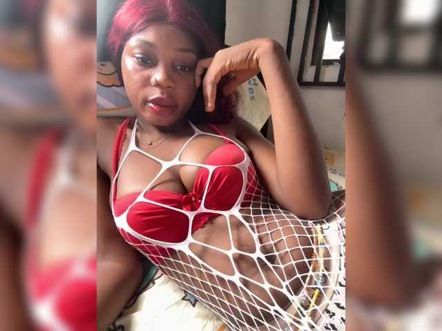 Slimzyy live cam on BongaCams