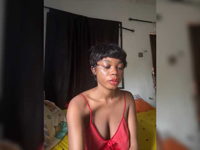 Slimzyy Live Cam pe BongaCams