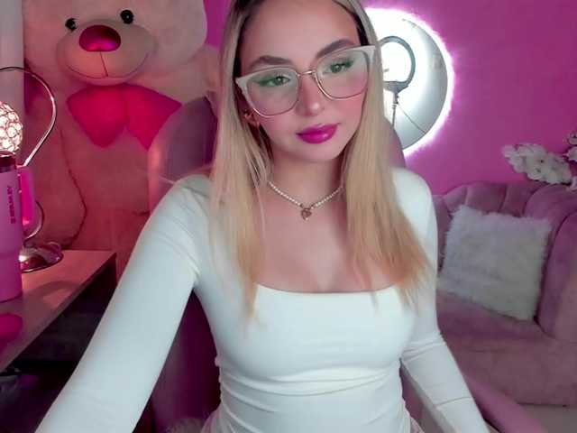 Alliesmith webcam
