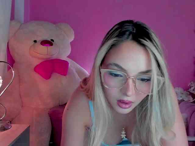 Alliesmith webcam