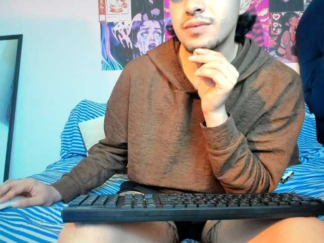 tayn_333 live webcam show