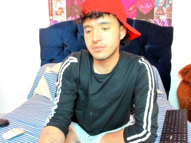 tayn_333 live cam