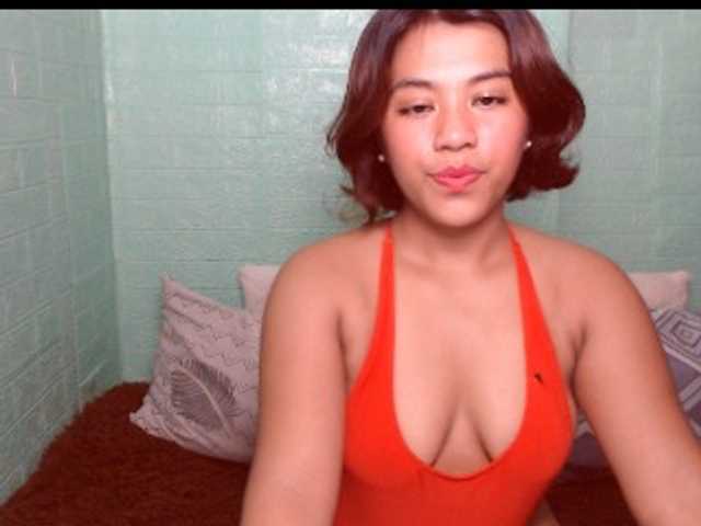 LynsKaye live cam preview