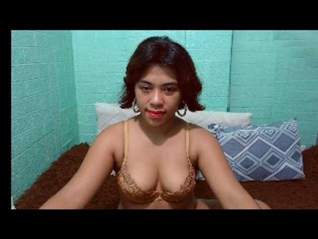 LynsKaye live cam on BongaCams