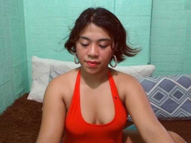 LynsKaye live cam preview