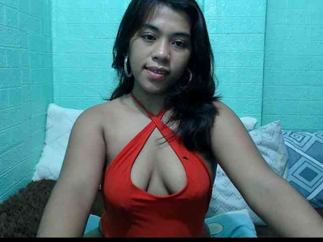LynsKaye webcam