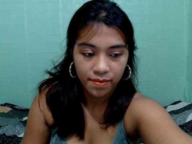 LynsKaye webcam