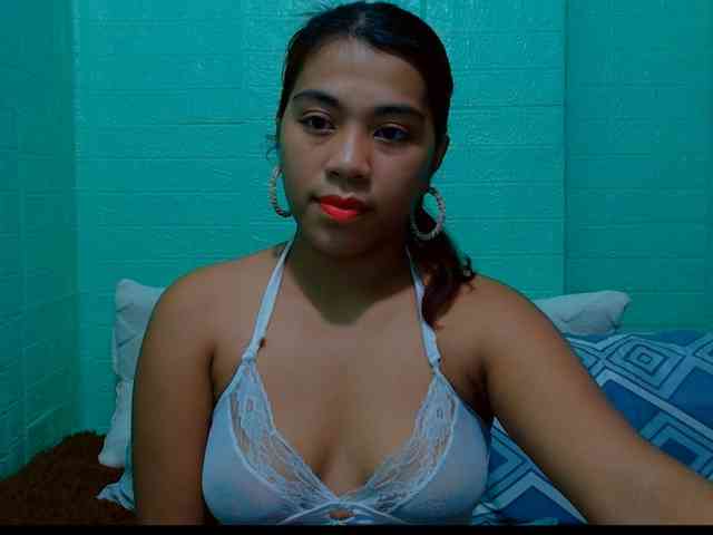 LynsKaye webcam