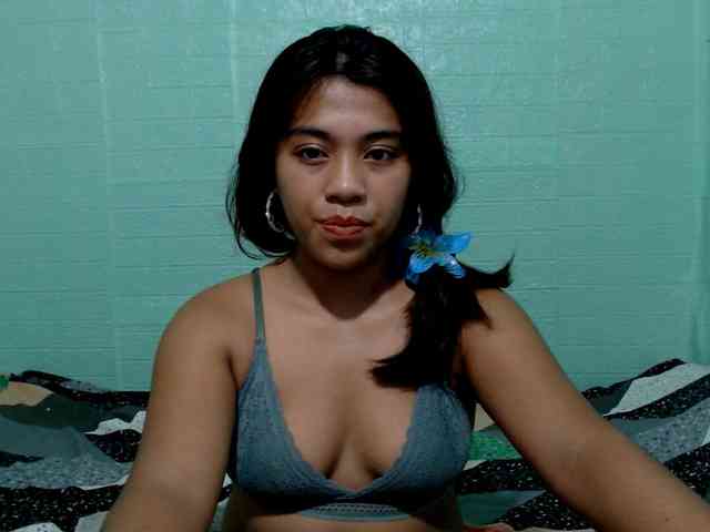 LynsKaye webcam