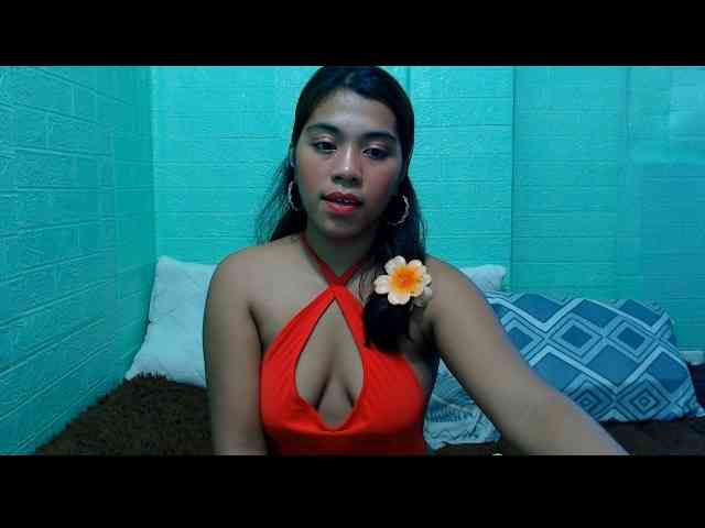 LynsKaye webcam