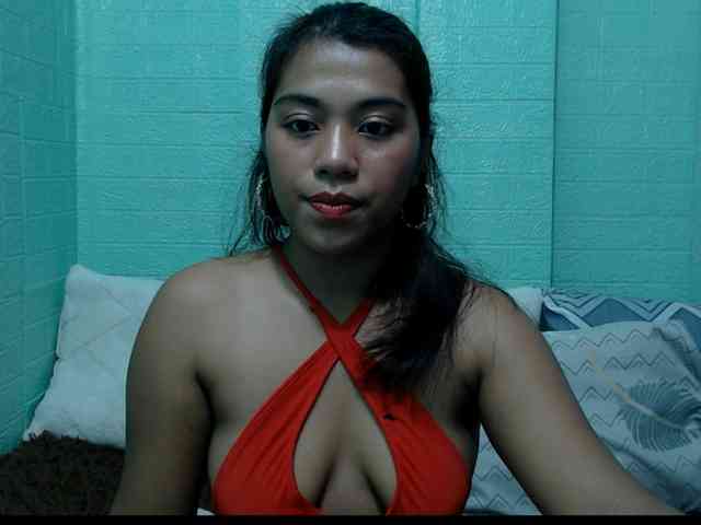 LynsKaye webcam