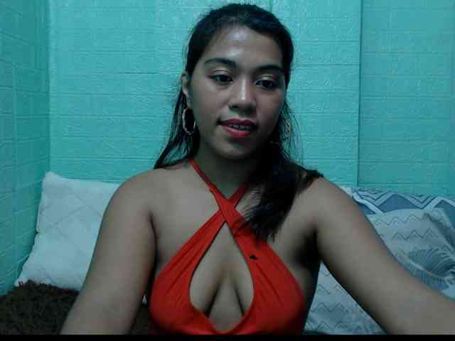 LynsKaye webcam