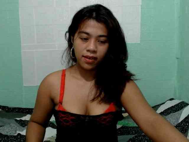 LynsKaye webcam