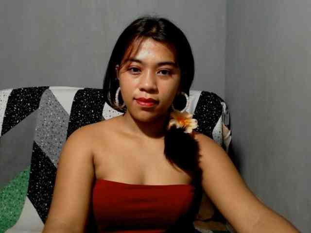 LynsKaye webcam