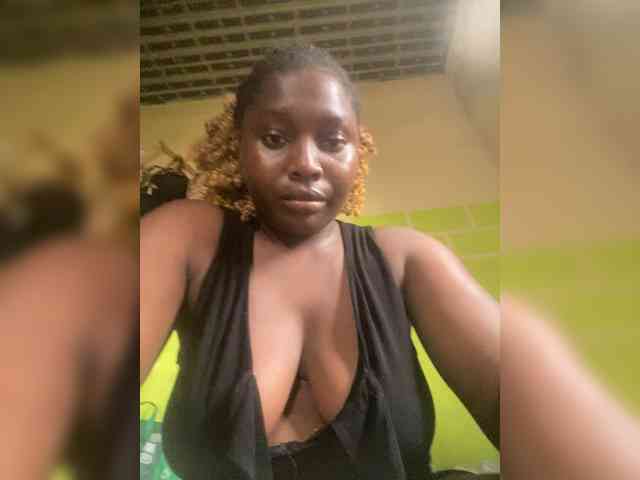 Sexyamanda webcam