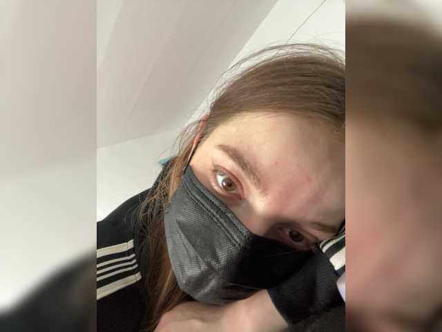KarYY1 live cam on BongaCams