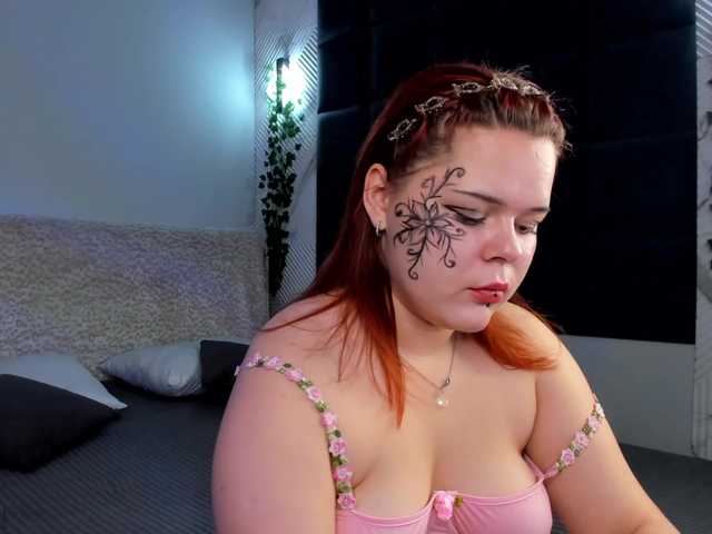 LisaTerry live cam on BongaCams